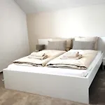 Apartmán Apartman *